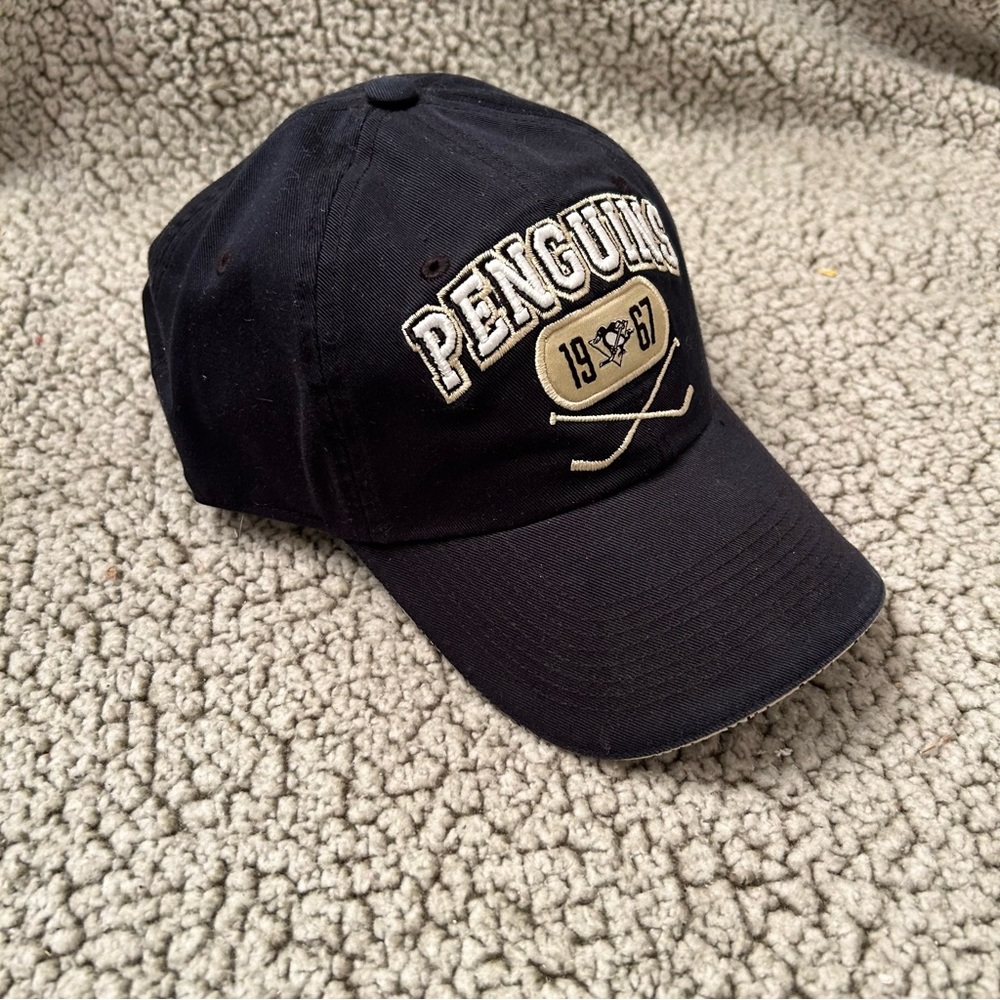 Pittsburgh Penguins hockey Old time sports 1967 hat hook and loop black